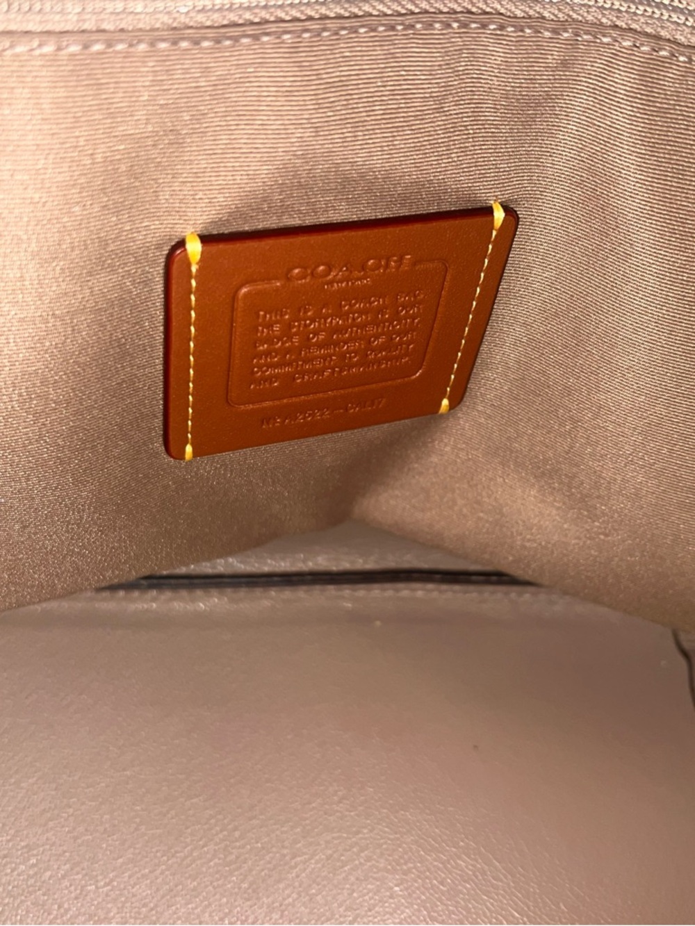 Coach Hadley Turnlock Pebbled Leather Tote Bag in Cream/Chalk| Everyday Work Bag - Picture 6 of 15